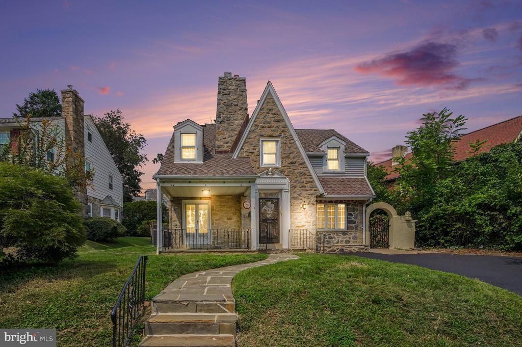 407 BEVERLY BOULEVARD , UPPER DARBY, PA 19082