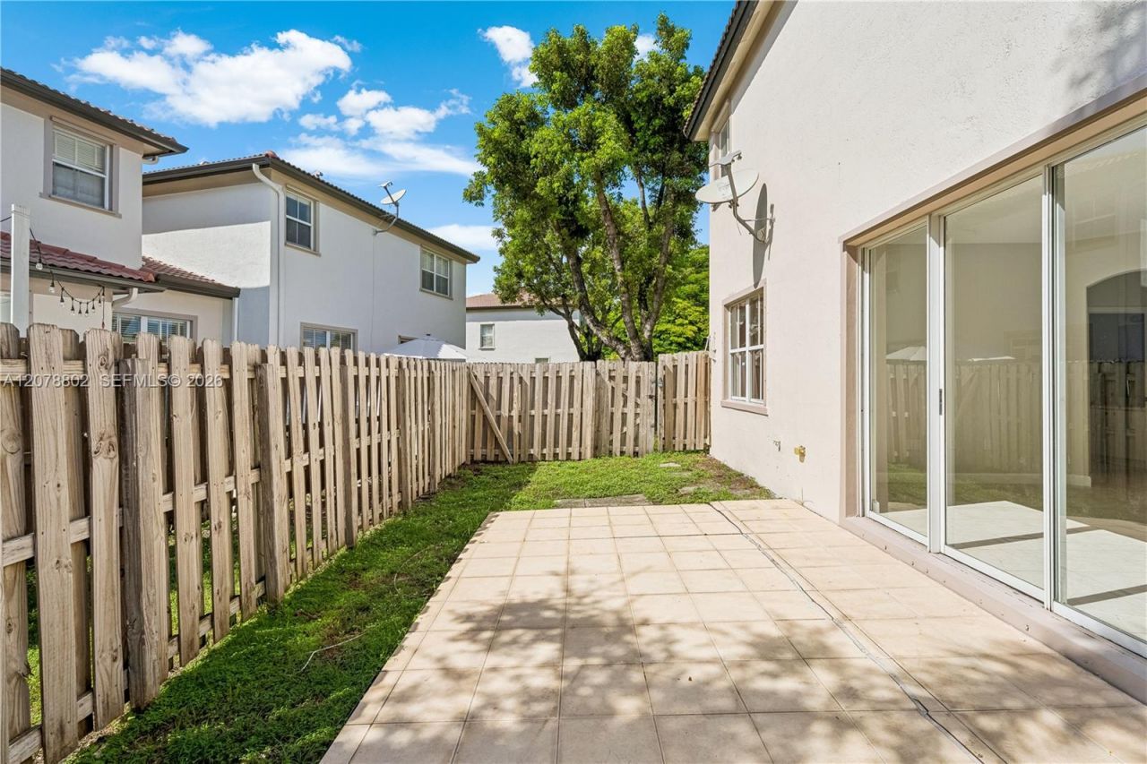 8450 NW 113th Psge, Doral, FL 33178 Photo