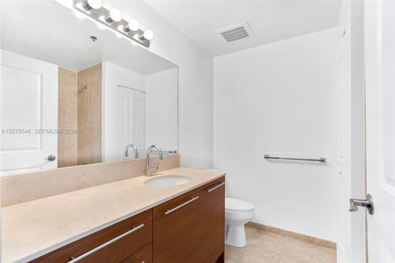 2641 N Flamingo Rd, Unit 2608N, Sunrise, FL 33323 Photo
