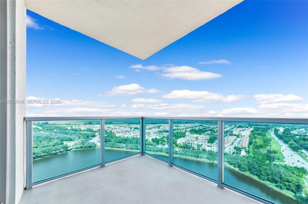 2641 N Flamingo Rd, Unit 2608N, Sunrise, FL 33323 Photo