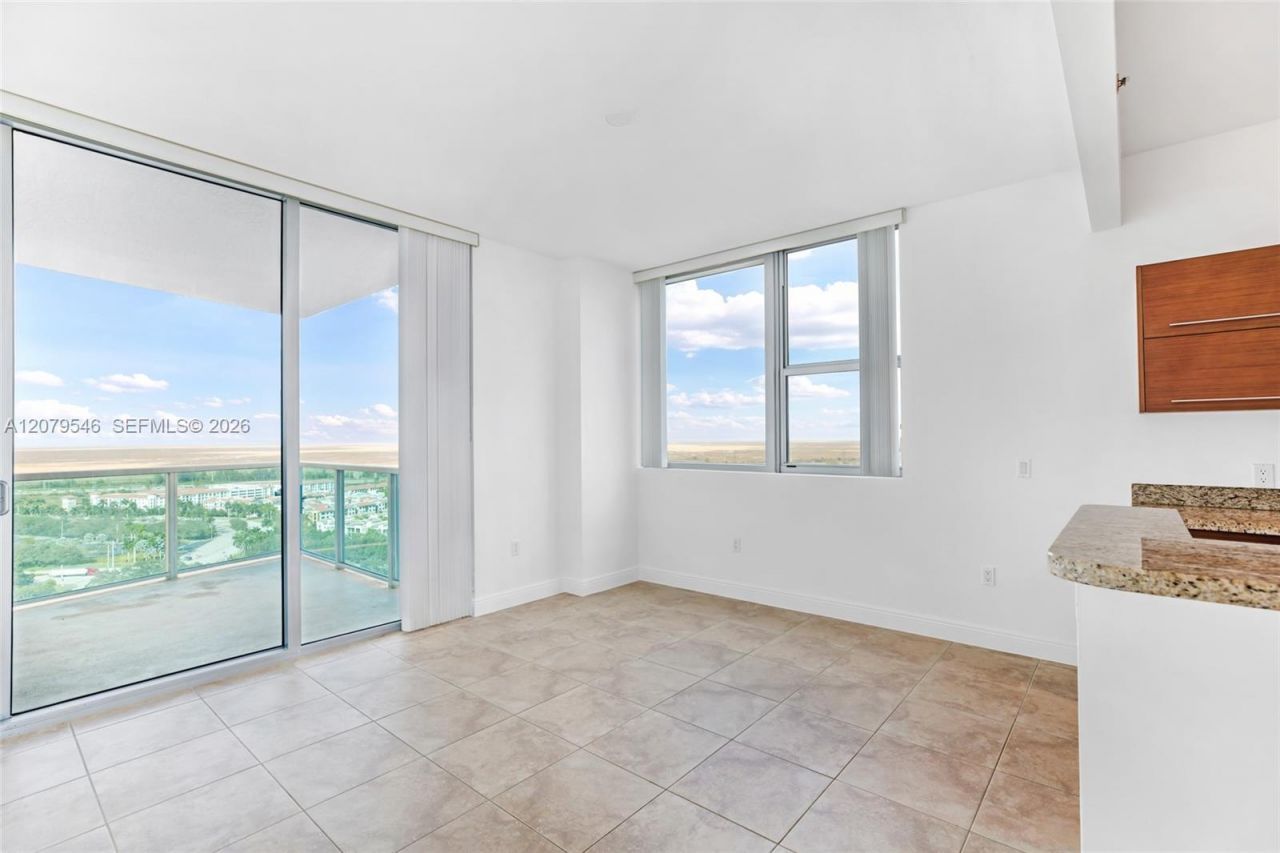 2641 N Flamingo Rd, Unit 2608N, Sunrise, FL 33323 Photo