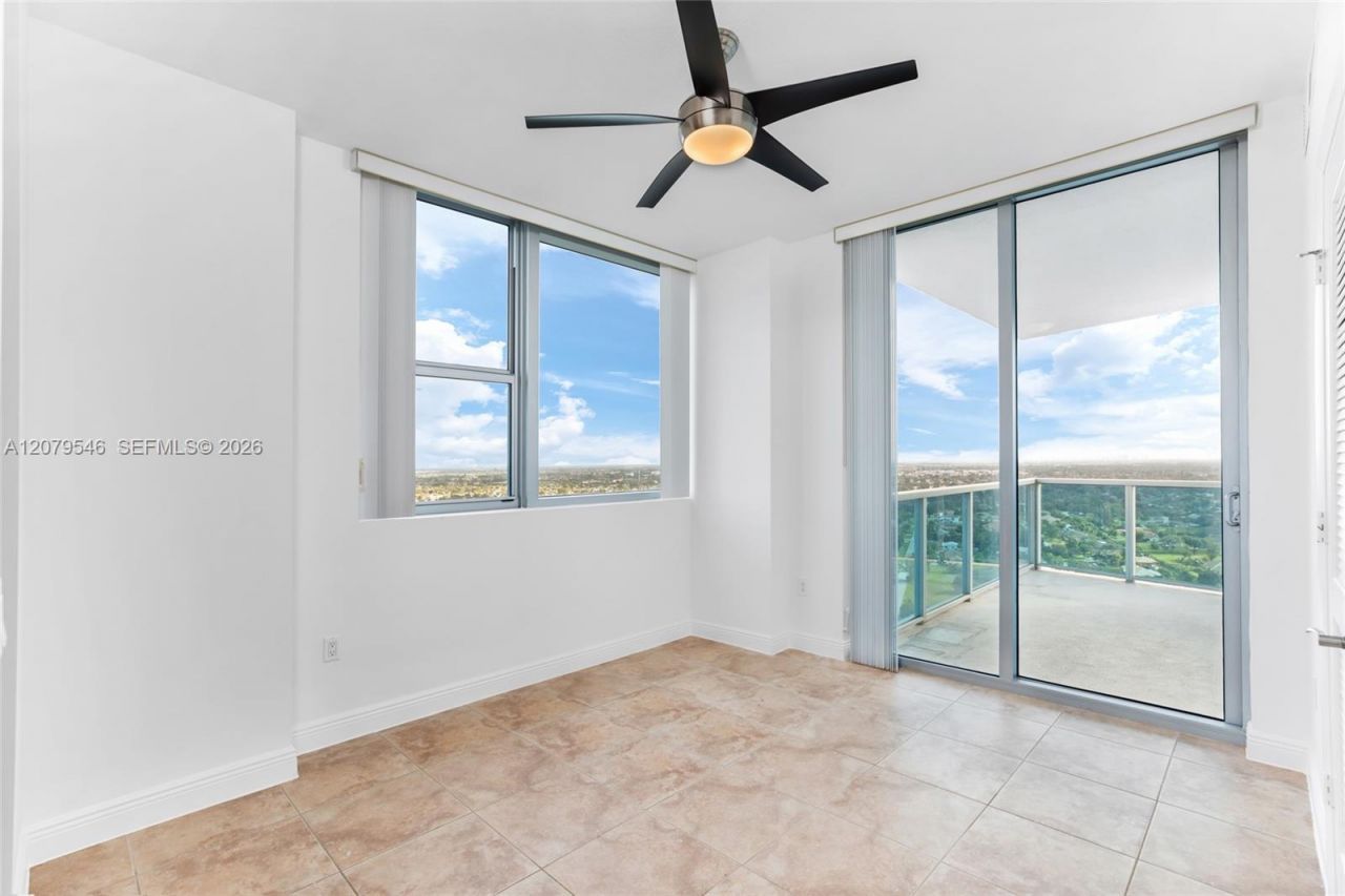 2641 N Flamingo Rd, Unit 2608N, Sunrise, FL 33323 Photo