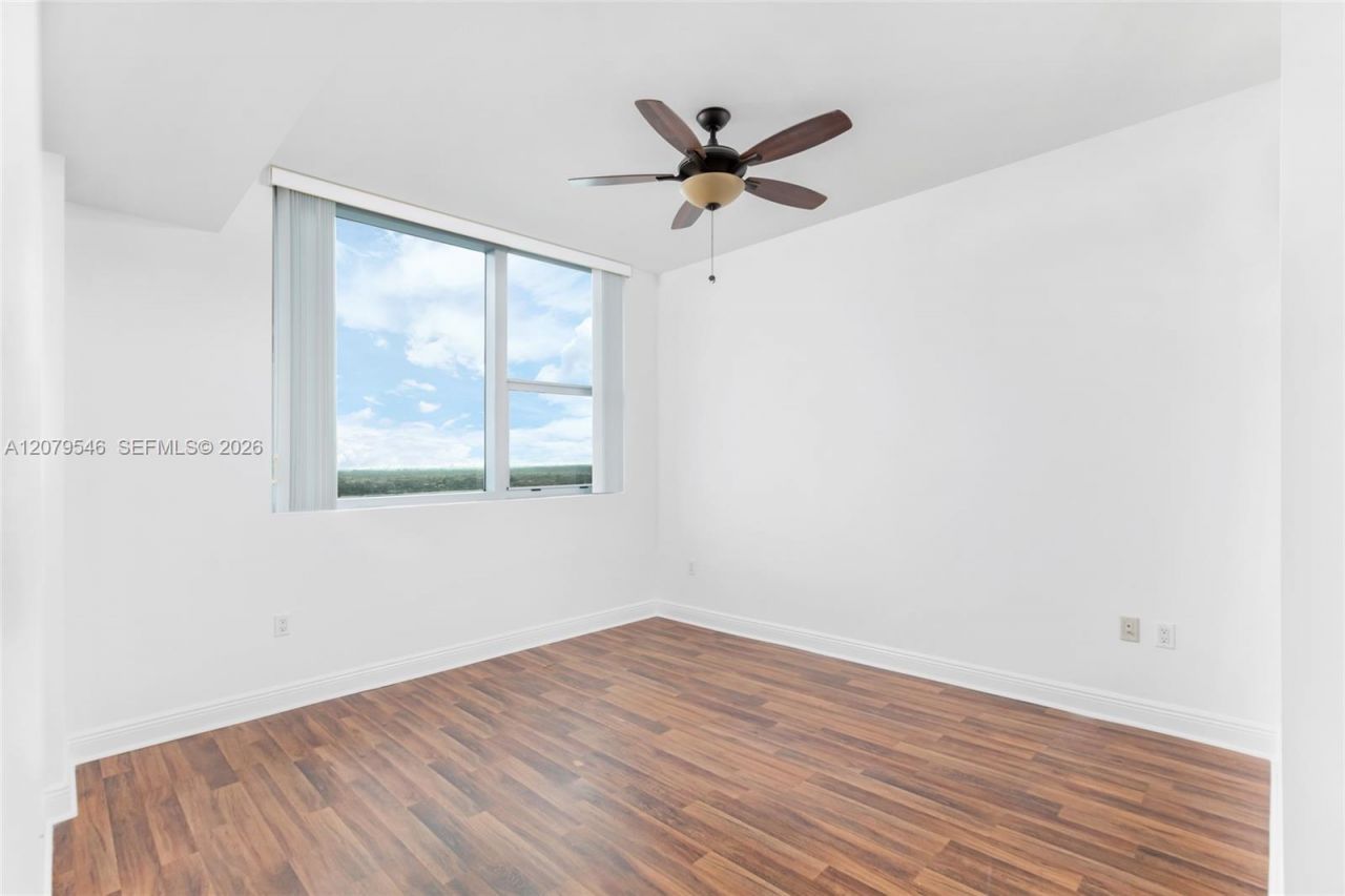 2641 N Flamingo Rd, Unit 2608N, Sunrise, FL 33323 Photo