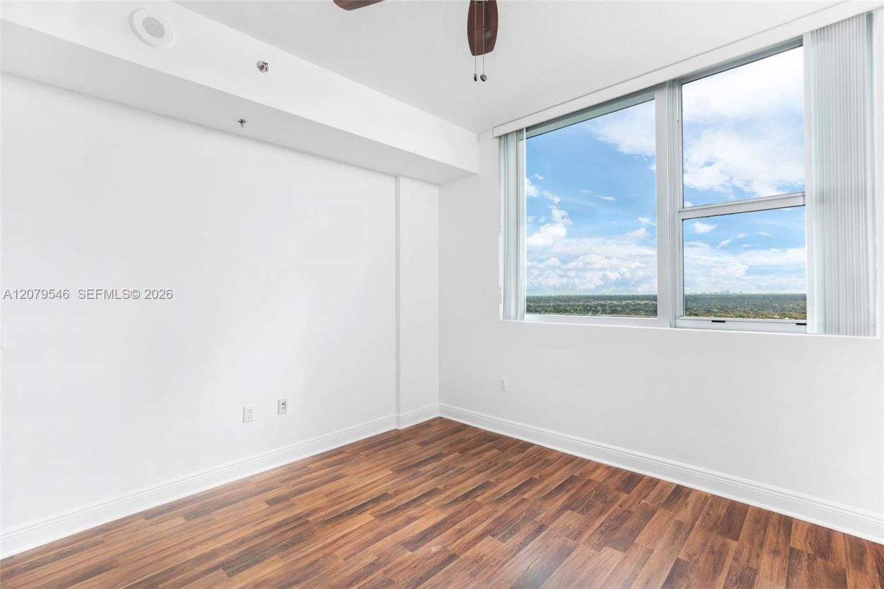 2641 N Flamingo Rd, Unit 2608N, Sunrise, FL 33323 Photo