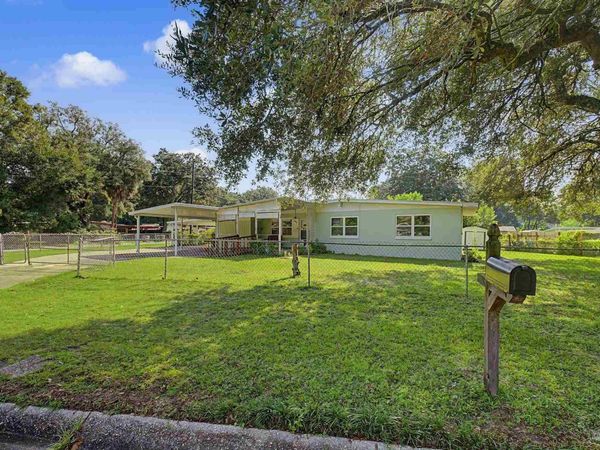 602 Edgecliff Dr, Pensacola, FL 32506