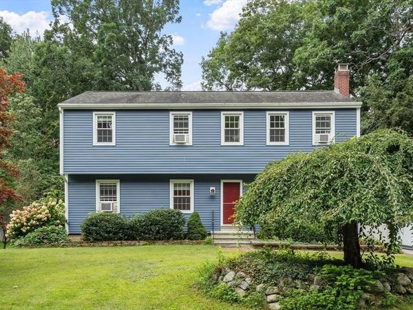 55 Dorothy Ave, Holden, MA 01520