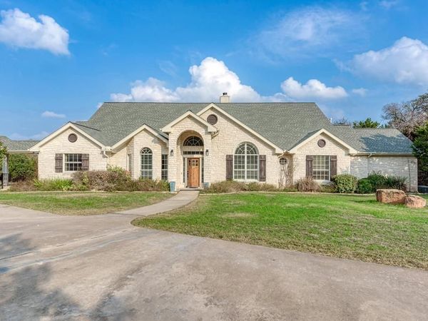 401 Roy Creek LN, Dripping Springs, TX 78620