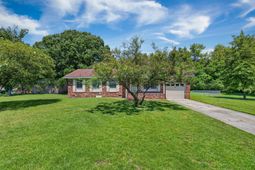 112 Cornell Drive photo 4