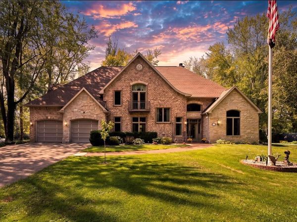 N3877 BETTY DRIVE, Hortonville, WI 54944