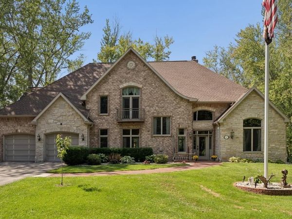 N3877 BETTY DRIVE, Hortonville, WI 54944