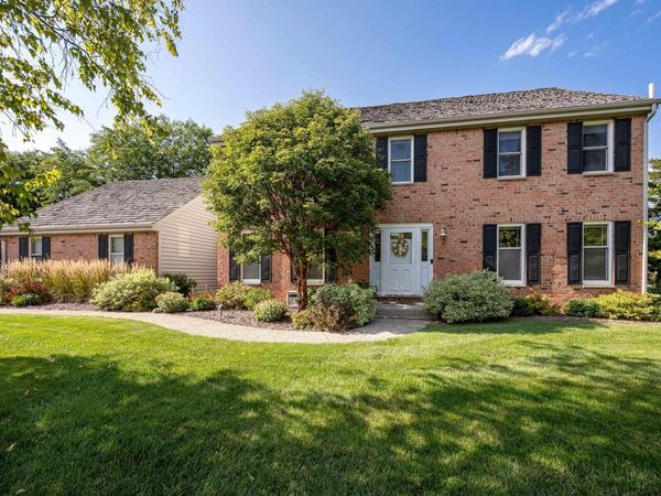 7326 Forty Acre ROAD, Franksville, WI 53126