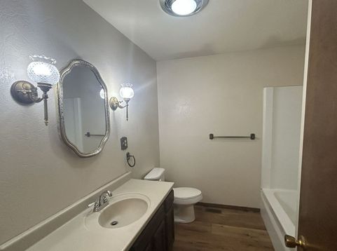 Main Photo