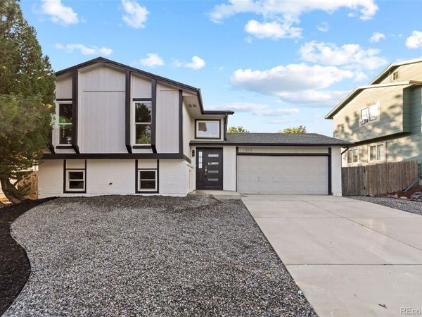 18842 E Oregon Drive , Aurora, CO 80017