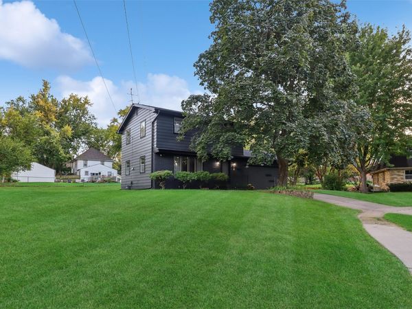 800 Maish Avenue, Des Moines, IA 50315