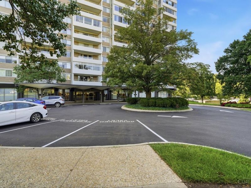 2324 Madison Road, Unit 910, Cincinnati, OH 45208 Photo 27