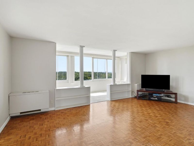 2324 Madison Road, Unit 910, Cincinnati, OH 45208 Photo 5