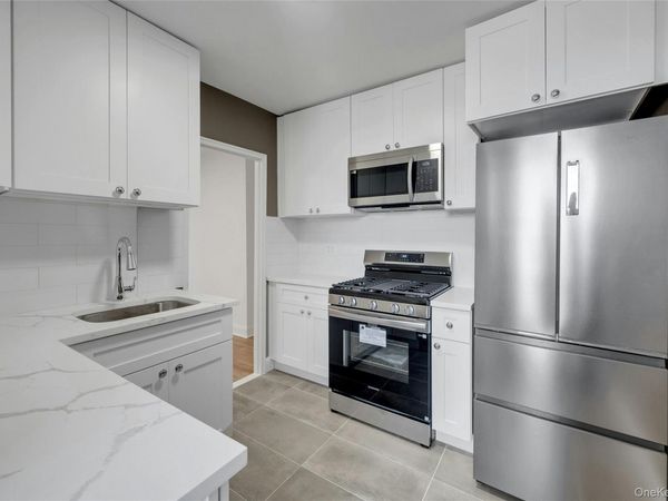 5650 Netherland Avenue , Unit 3C, Bronx, NY 10471