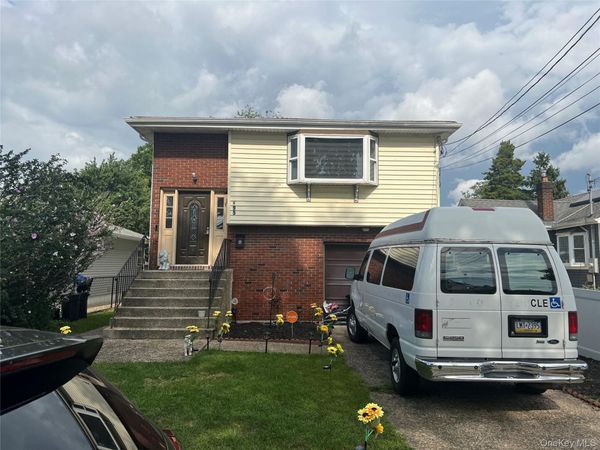 199 Stewart Avenue , Hempstead, NY 11550