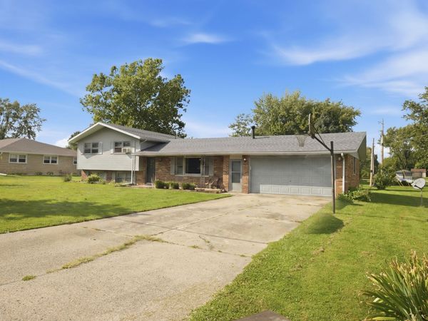 1040 Radio Lane , New Castle, IN 47362