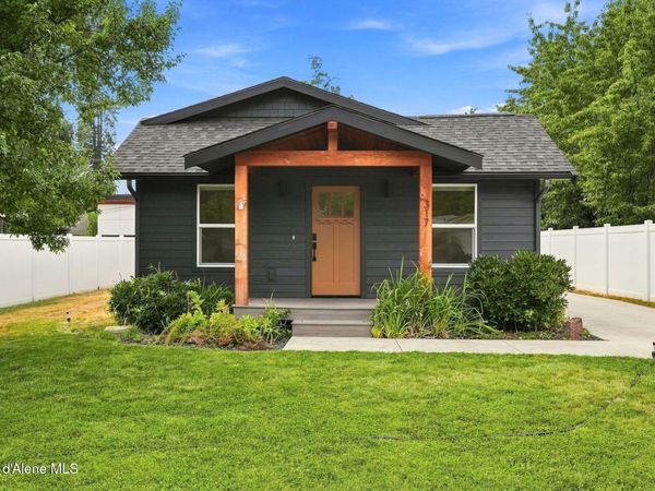 317 N 18th St, Coeur d'Alene, ID 83814