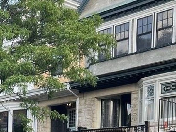 684 Washington St, Unit 1, Brookline, MA 02446