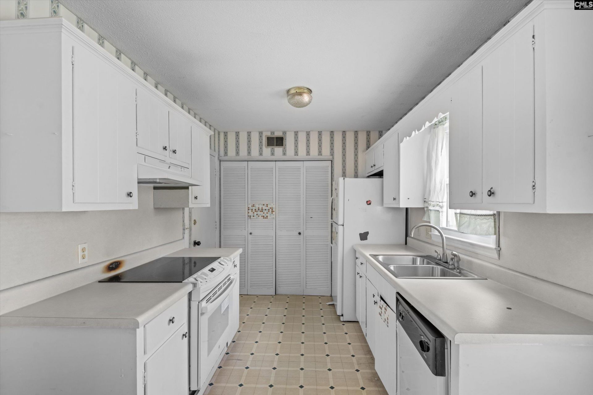 1913 Chandler Avenue Photo 14