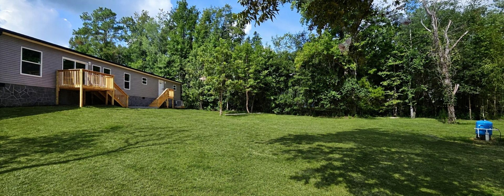 692 Gardens Gate Road Photo 16