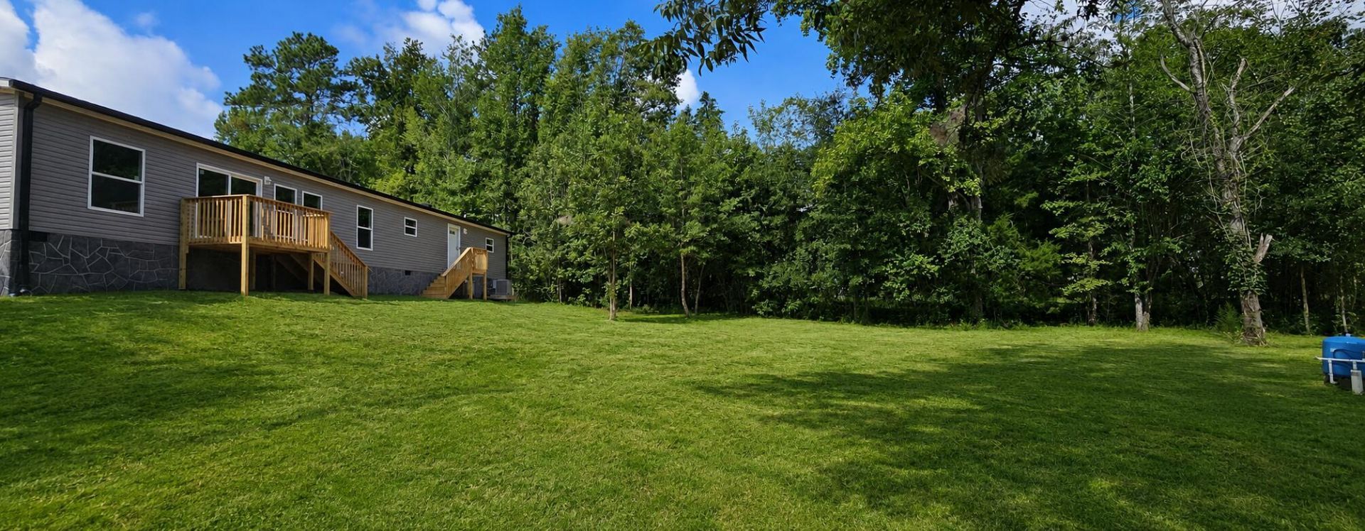 692 Gardens Gate Road Photo 17