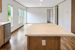 692 Gardens Gate Road photo 4