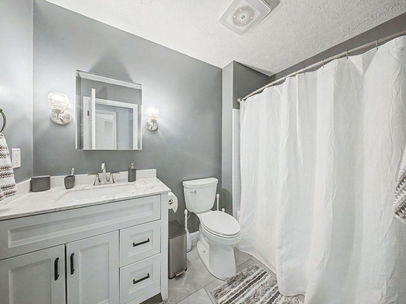 138 W Dilcrest Circle, Florence, KY 41042 Photo 35