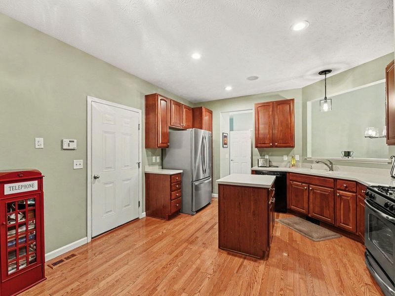 130 Brushwood Drive, Fort Thomas, KY 41071 Photo 10