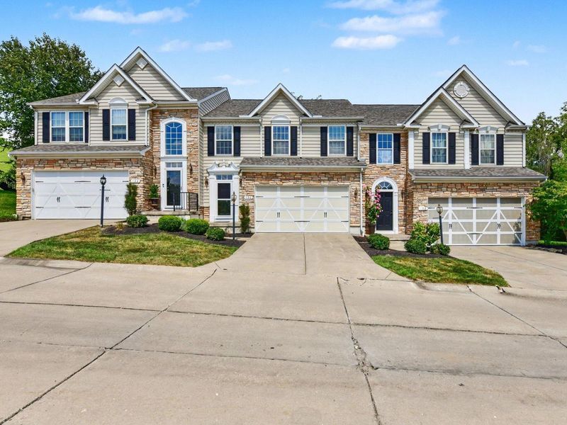 130 Brushwood Drive, Fort Thomas, KY 41071 Photo 2