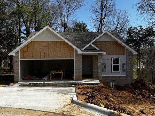 200 Capitol Cove, Jonesboro, AR 72401