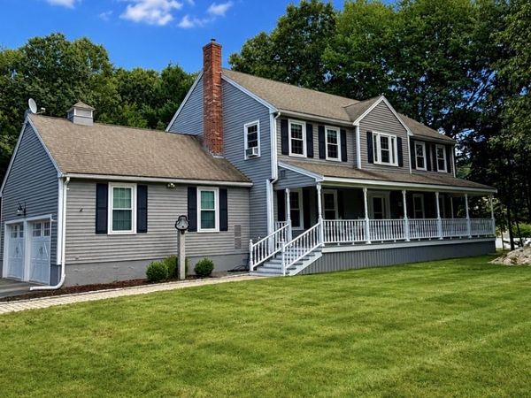 17 Fox Run Road, Medway, MA 02053