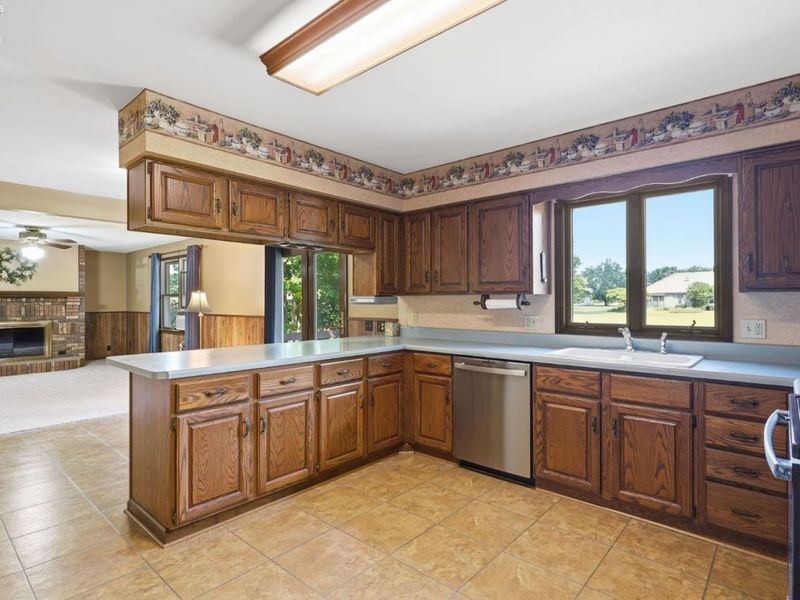 11835 W River Lane Road, Oak Harbor, OH 43449 Photo 12