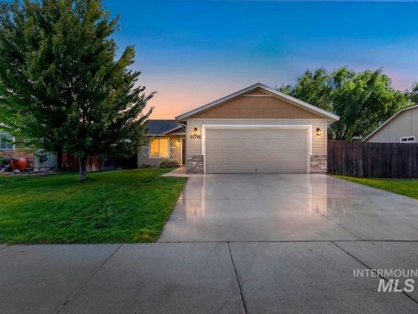 11741 W Aldershot, Boise, ID 83709