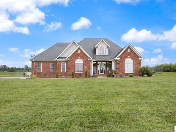 1419 Dan Dunn Road , Hodgenville, KY 42748