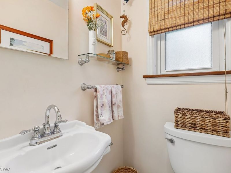 2762 Gasser Boulevard, Rocky River, OH 44116 Photo 34