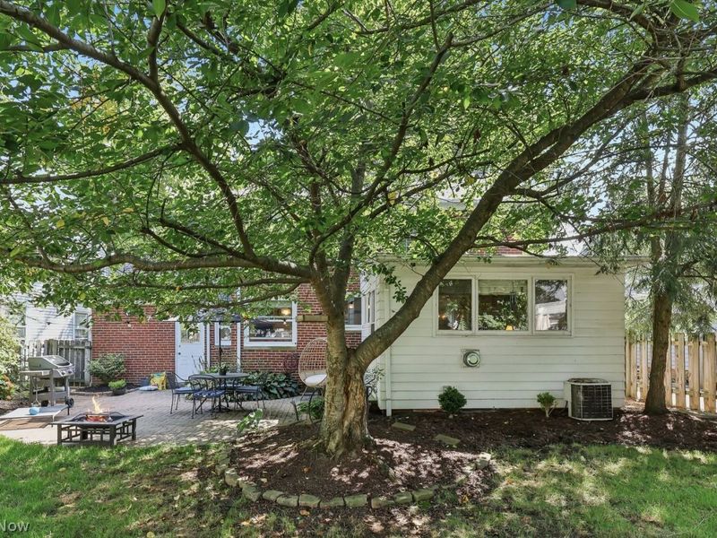 2762 Gasser Boulevard, Rocky River, OH 44116 Photo 41