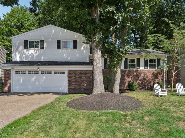 28014 Lincoln Road , Bay Village, OH 44140