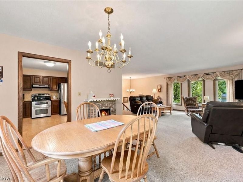 140 Hemlock, Cuyahoga Falls, OH 44223 Photo 10