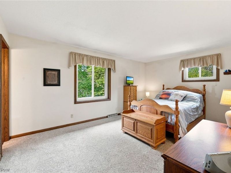 140 Hemlock, Cuyahoga Falls, OH 44223 Photo 16