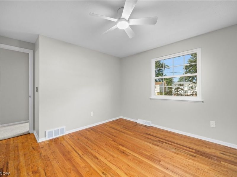 417 Longfellow Street, Elyria, OH 44035 Photo 18