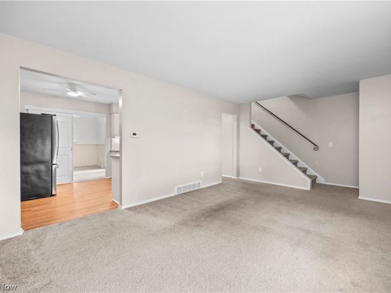 417 Longfellow Street, Elyria, OH 44035 Photo 3
