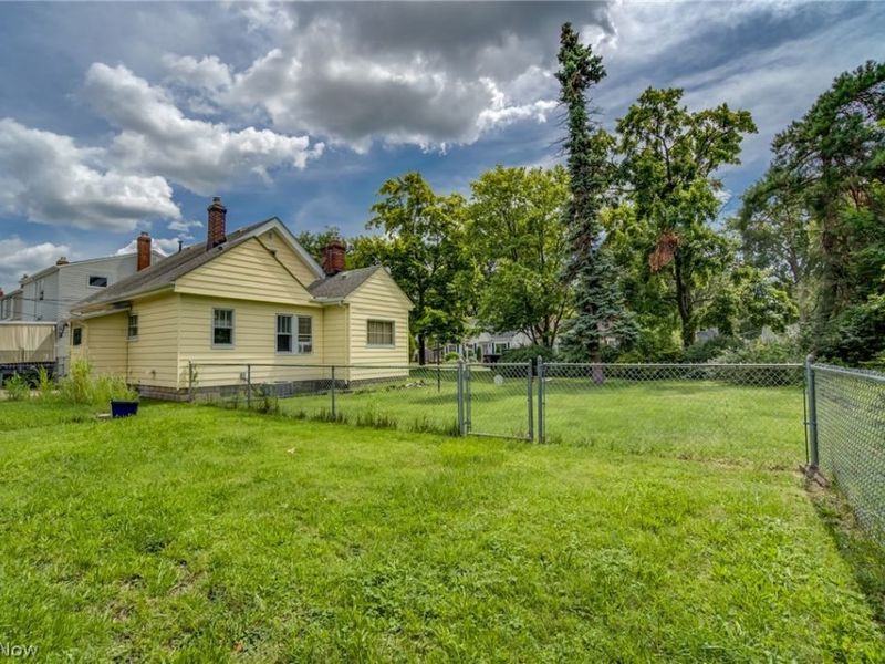 4312 Kenmore Avenue, Parma, OH 44134 Photo 11