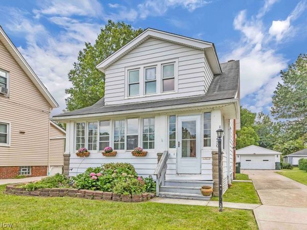 21450 Lake Shore Boulevard , Euclid, OH 44123