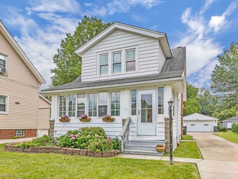 21450 Lake Shore Boulevard, Euclid, OH 44123 Photo 1