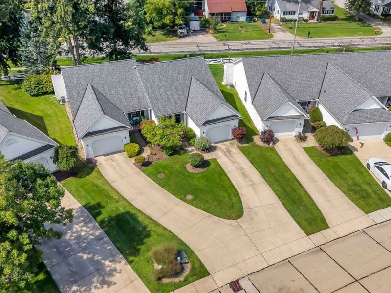 6924 Cottage Circle, North Ridgeville, OH 44039 Photo 28