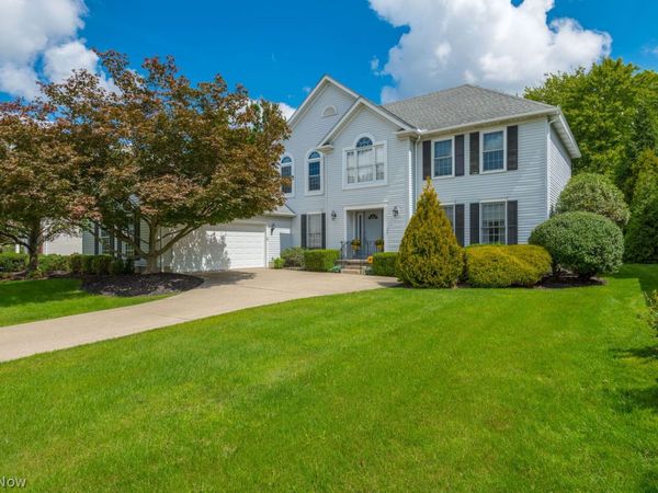 19889 Stoughton Drive , Strongsville, OH 44149