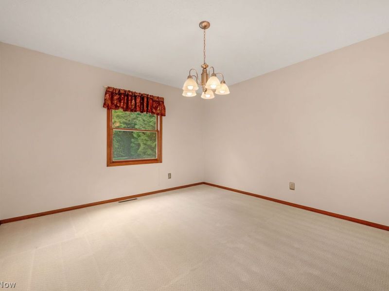 19889 Stoughton Drive, Strongsville, OH 44149 Photo 12